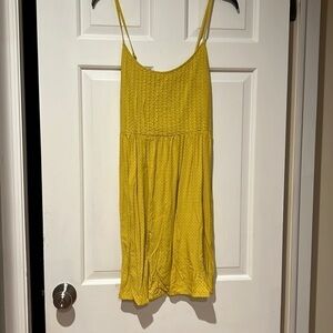 Old Navy Dress pin tuck bodice